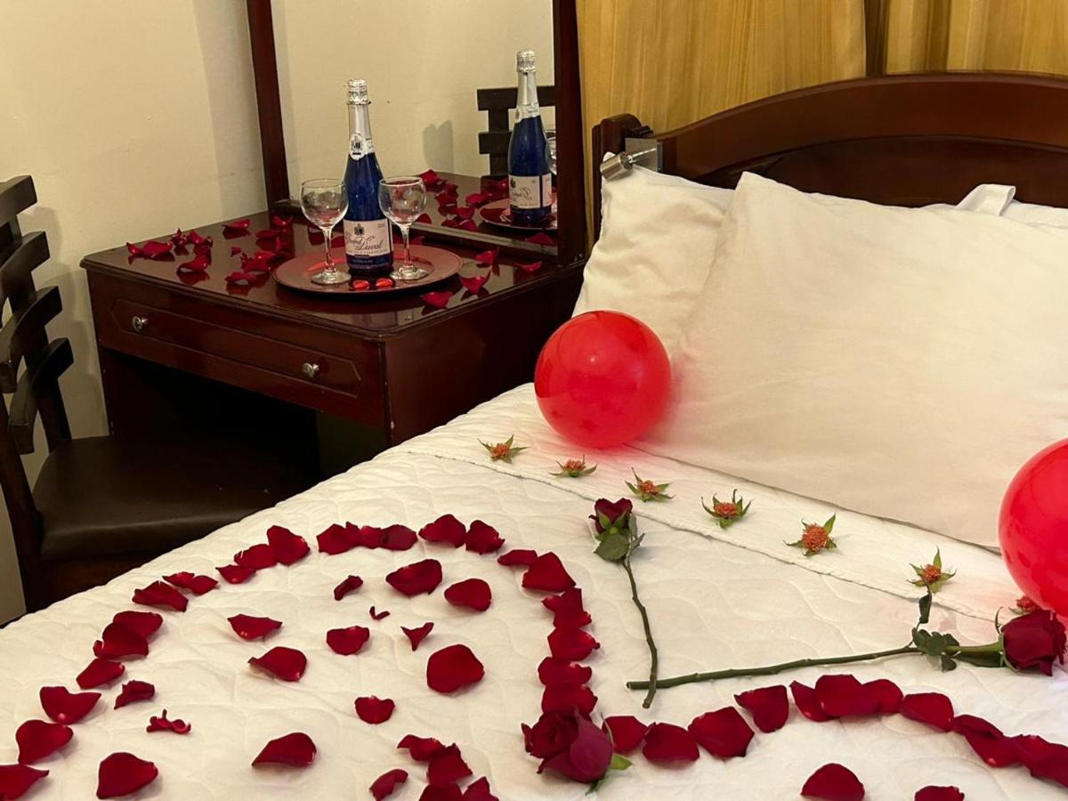 Hotel Casa Franciscana Quito Luaran gambar