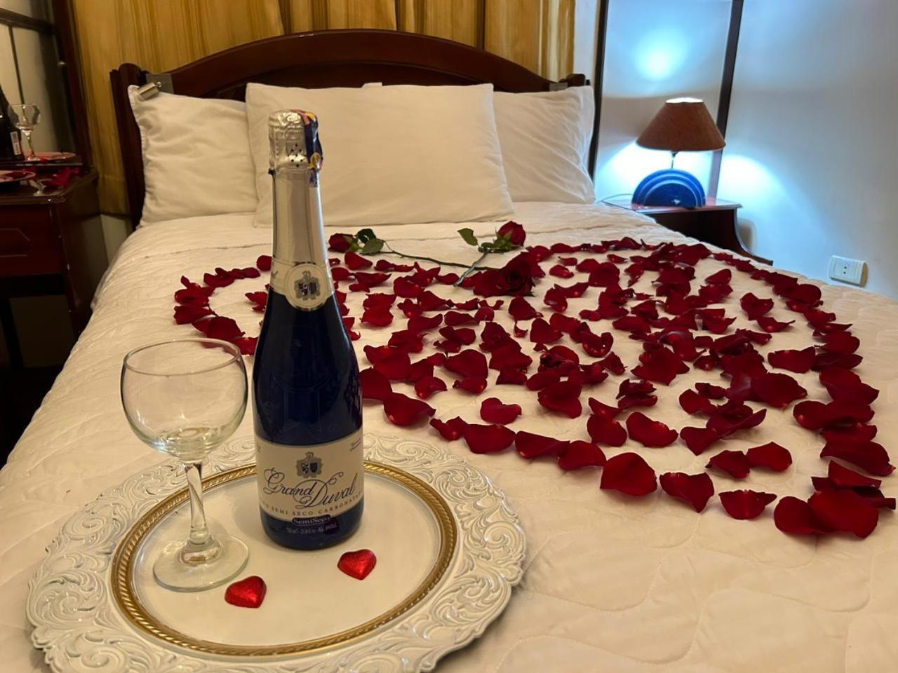 Hotel Casa Franciscana Quito Luaran gambar