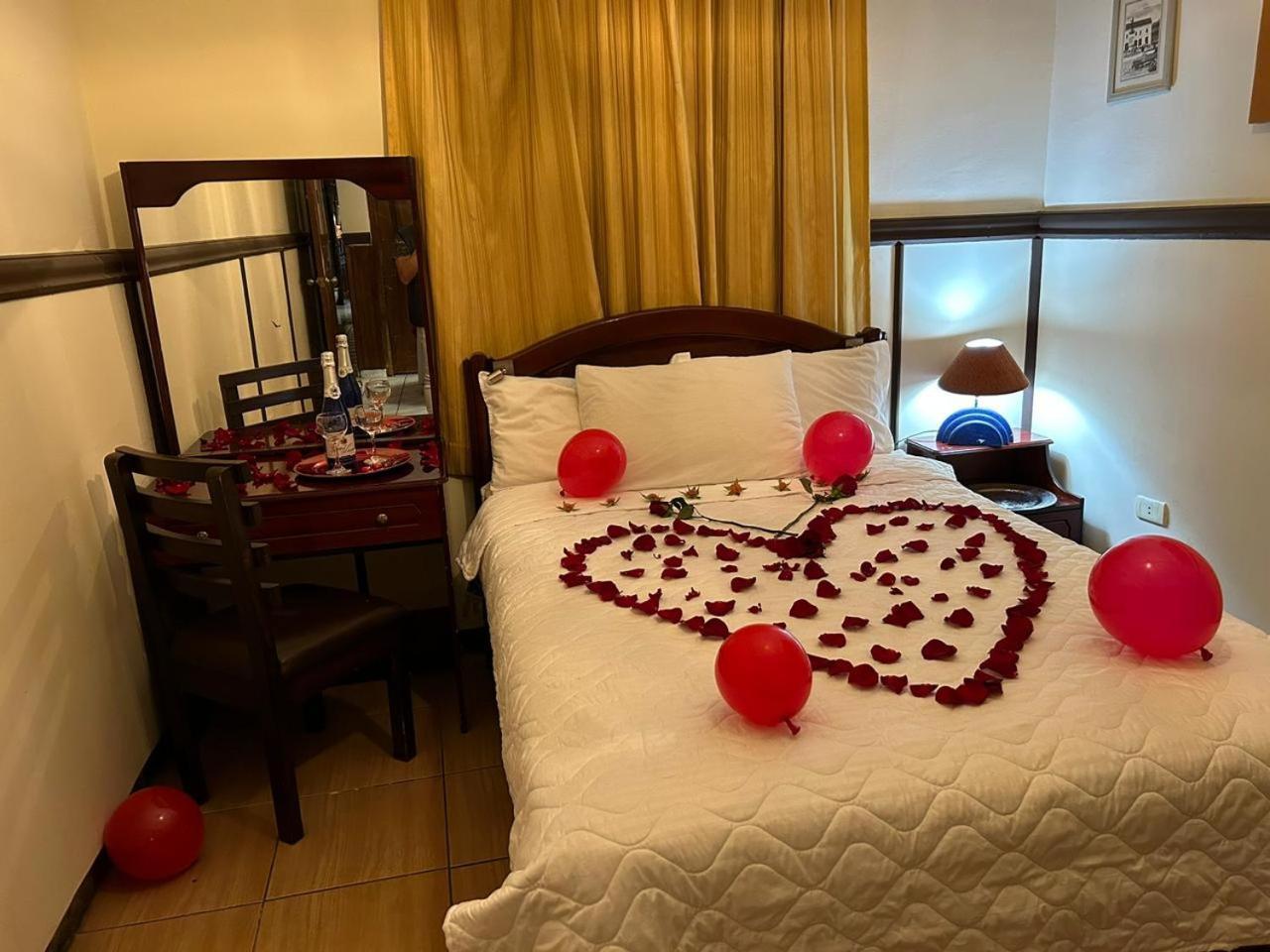 Hotel Casa Franciscana Quito Luaran gambar